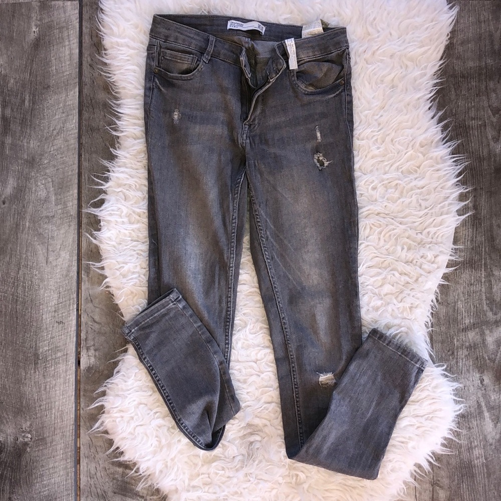 Zara TRF SIZE 6 gray skinny jeans